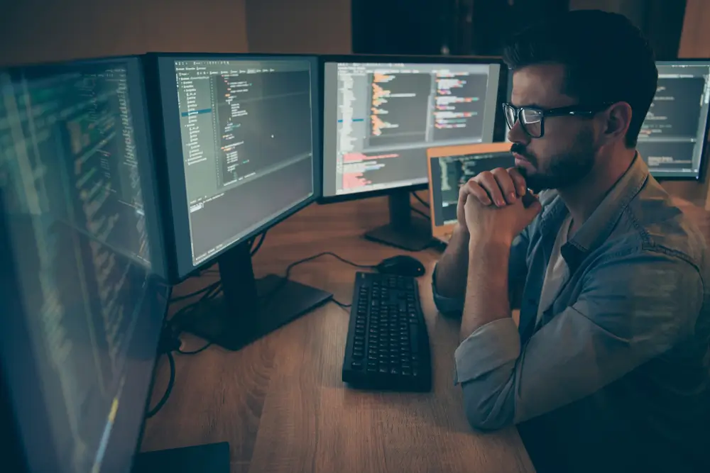 برمجة الباك إيند ميكروسوفت